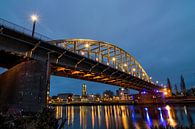 John-Frost-Brücke in Arnheim bei Dunkelheit von Patrick Verhoef Miniaturansicht