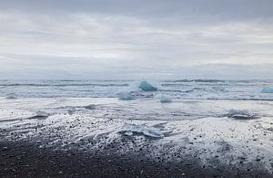 Diamond Beach IJsland van Marcel Kerdijk