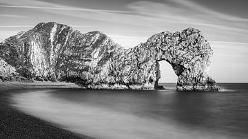 Durdle Door en noir et blanc, Dorset, Angleterre