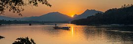 le Mékong au coucher du soleil sur Walter G. Allgöwer