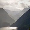 Fjord in Noorwegen van Barbara Brolsma