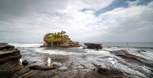 Temple de Tanah lot à marée haute