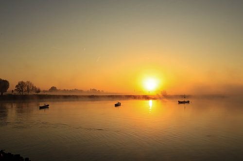 Sonnenaufgang Looveer nebliger Niederrhein