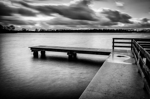 Aanlegsteiger, Zeegersloot (zwart-wit)