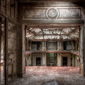 Urbex - ein verlassenes Bürogebäude von Urbex & Preciousdecay by Sandra