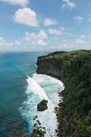 Turquoise Blauwe Oceaan bij de Uluwatu Tempel