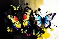 "Lichtgevende schoonheid: een kleurrijke vlinder schittert". van ButterflyPix thumbnail