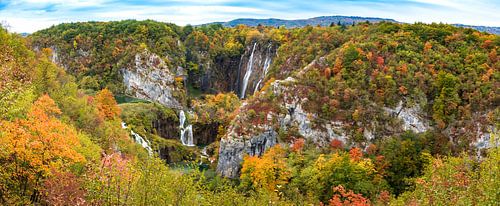 Panorama Plitvice waterfalls, Croatia