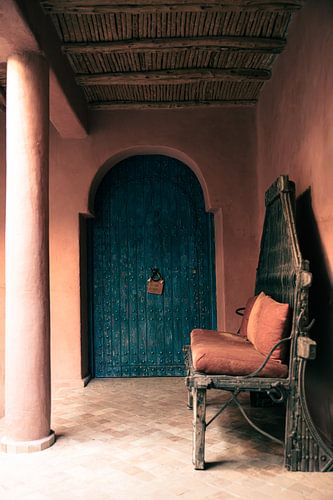 Stille hinter der blauen Tür