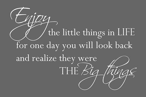 Enjoy the little things – Typografie Kunst – Donkergrijs