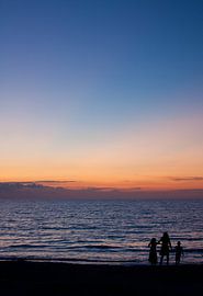 Evening colors by Guido Akster