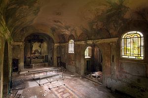 Violent Decline in der Kirche.