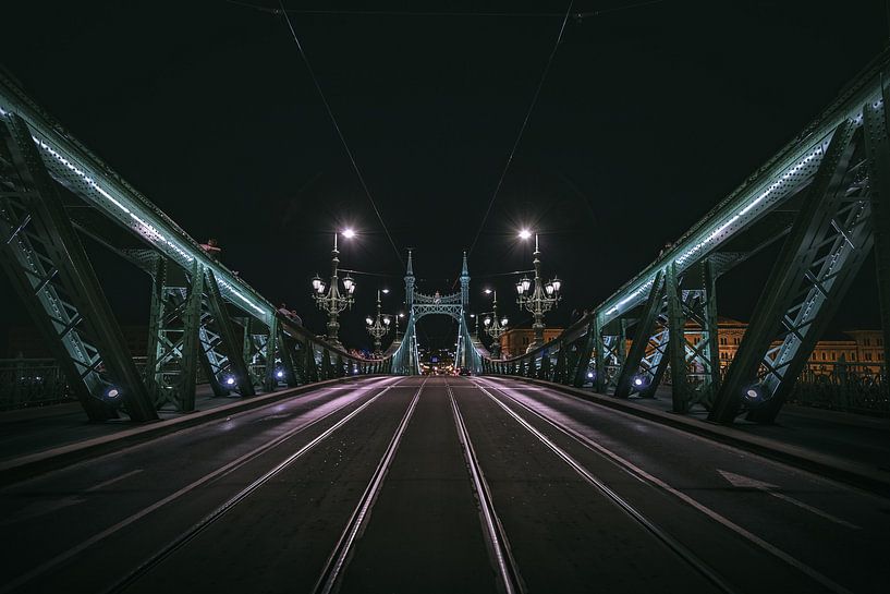 Budapest by Hello Pompoyo