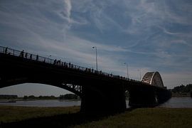 Wandelend (Vierdaagse) naar Nijmegen  von Mart van Zwam