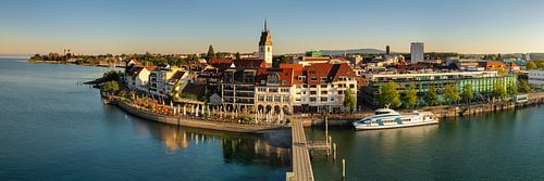 Vue de Friedrichshafen sur le lac de Constance depuis la tour Mole