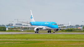 KLM Cityhopper Embraer ERJ-190 passagiersvliegtuig.