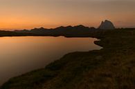 Zonsondergang op de Pic D'ossau van Arnaud Bertrande thumbnail