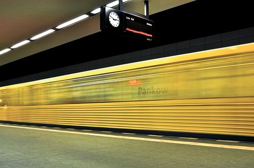 Eindhalte van de U2-lijn bij metrostation Pankow