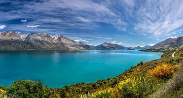 Lake Wanaka, New Zealand by Christian Müringer