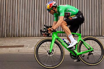 Wout van Aert in green by FreddyFinn