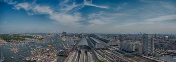 Panorama Centraal Station Amsterdam van Peter Bartelings