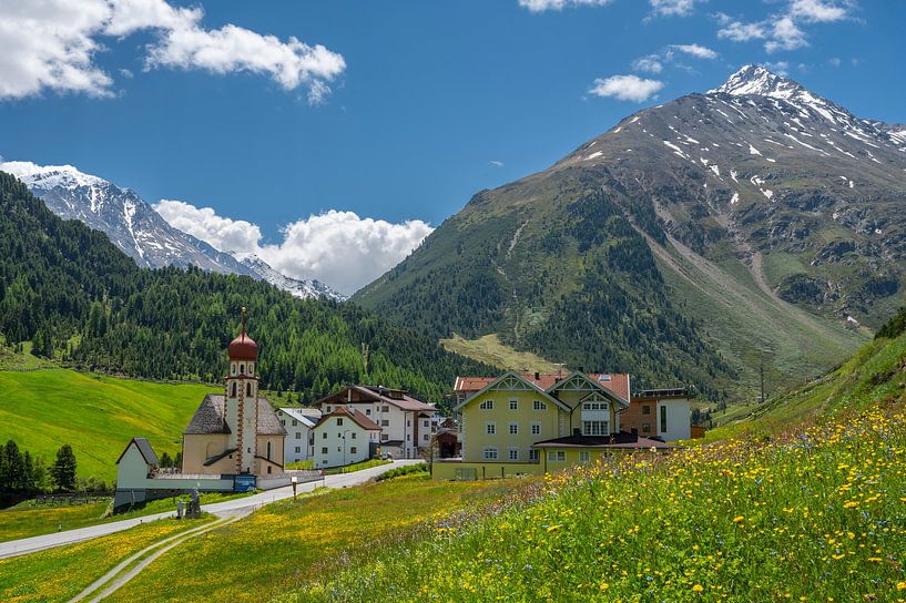 Village de Vent dans les Alpes tyroliennes en Autriche au printemps par Sjoerd van der Wal Photographie