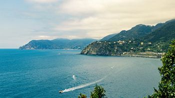 Das Klippenwunder von Cinque Terre: Die Felsenküste von Corniglia