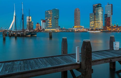 Skyline of rotterdam in the blue hour by Ilya Korzelius