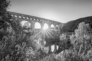 Pont Du Gard schwarz-weiß
