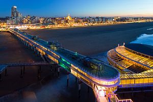 Pier Scheveningen van bovenaf van Anton de Zeeuw