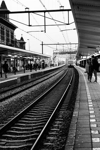 Station Delft perron 2 in 2015