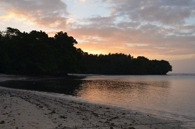 Coucher de soleil sur les îles Banda par Greetje Dijkstra