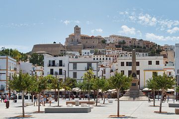 Ibizastad Eivissa van Dennis Schaefer