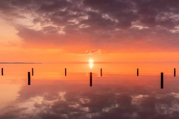 Schöner Sonnenuntergang über dem IJsselmeer von KB Design & Photography (Karen Brouwer)