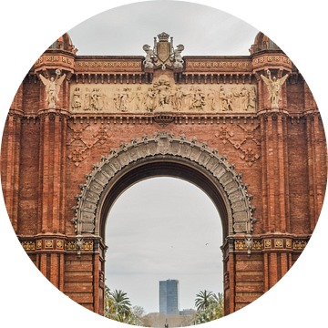 Arc de Triomphe in Barcelona van Sanne Lillian van Gastel