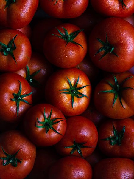 Expose tomatoes by Tatiana Tor Photography