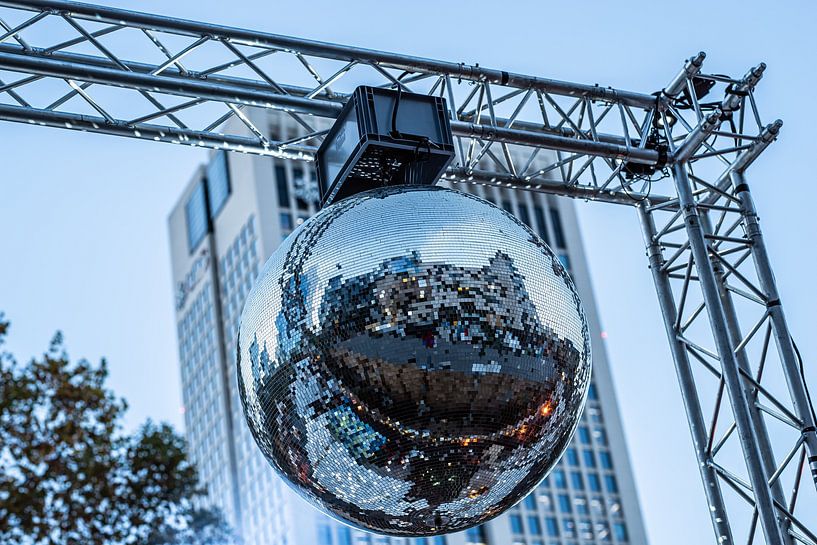 Disco bal van Thomas Riess