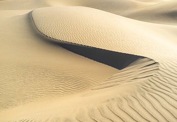 Abstracte kunst in de duinen bij Sandwich Harbour (Namibië)