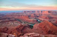 Sunrise above the canyons