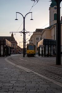 Stadtgesicht mit einer Straßenbahn