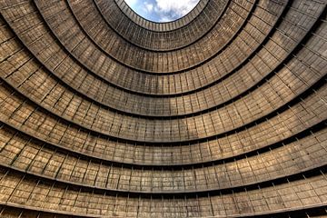 Lines of a Cooling Tower by Sven van der Kooi (kooifotografie)