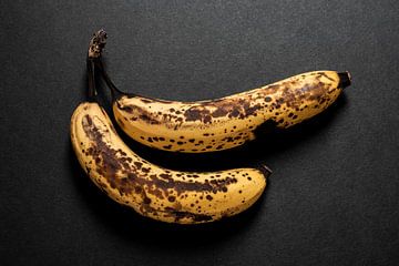 2 bananen van Christoph Jirjahlke