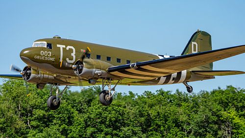 Douglas C-53D Skytrooper.