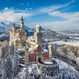 Schloss Neuschwanstein in Deutschland an einem Wintertag von Michael Abid
