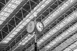 Osaka Station by WvH