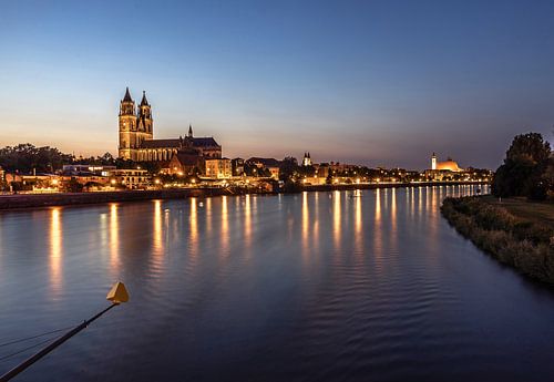 Magdeburg Skyline zonsondergang