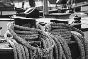 In de knoop op de boot van Mark Damhuis