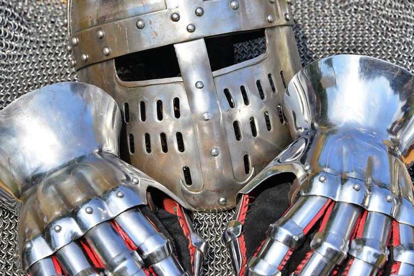 Casque de chevalier par Ingo Laue