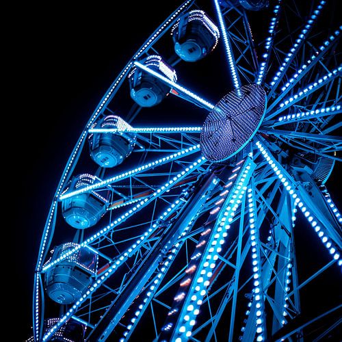 High-Flying Entertainment - The Enchanted Ferris Wheel
