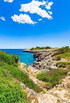Vuurtoren op het eiland Mallorca, mooie kust van Porto Cristo van Alex Winter